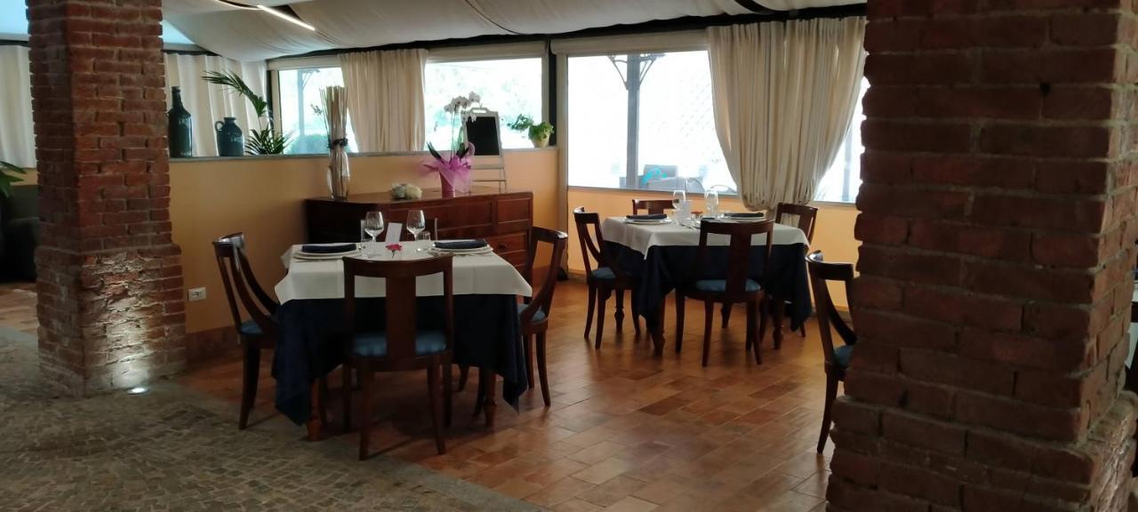 La Regibussa - Hotel Ristorante Asti Ngoại thất bức ảnh
