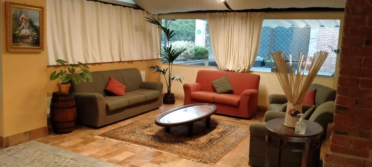 La Regibussa - Hotel Ristorante Asti Ngoại thất bức ảnh