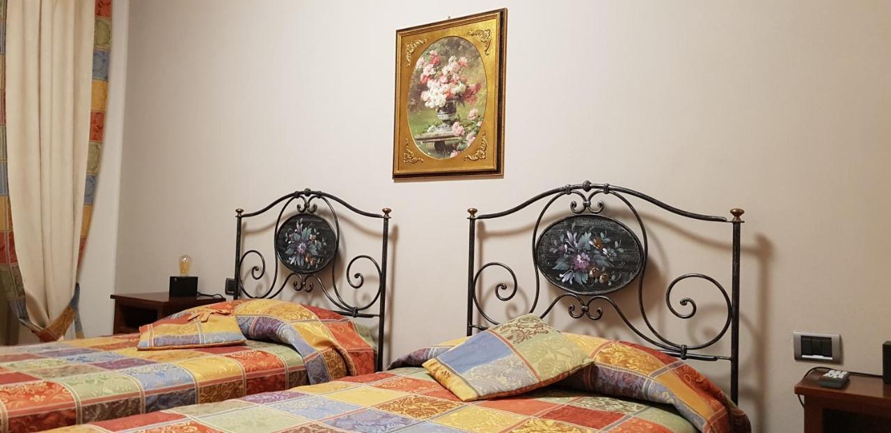 La Regibussa - Hotel Ristorante Asti Ngoại thất bức ảnh