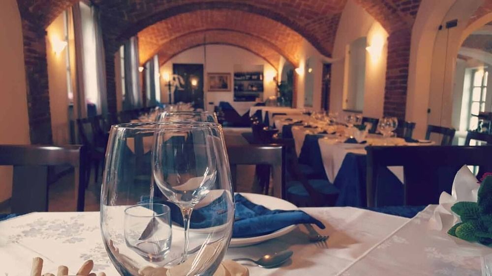 La Regibussa - Hotel Ristorante Asti Ngoại thất bức ảnh